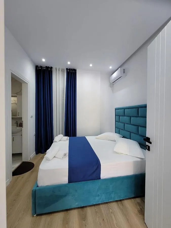 Affittacamere Luxury Room'S By Lika Sarandë