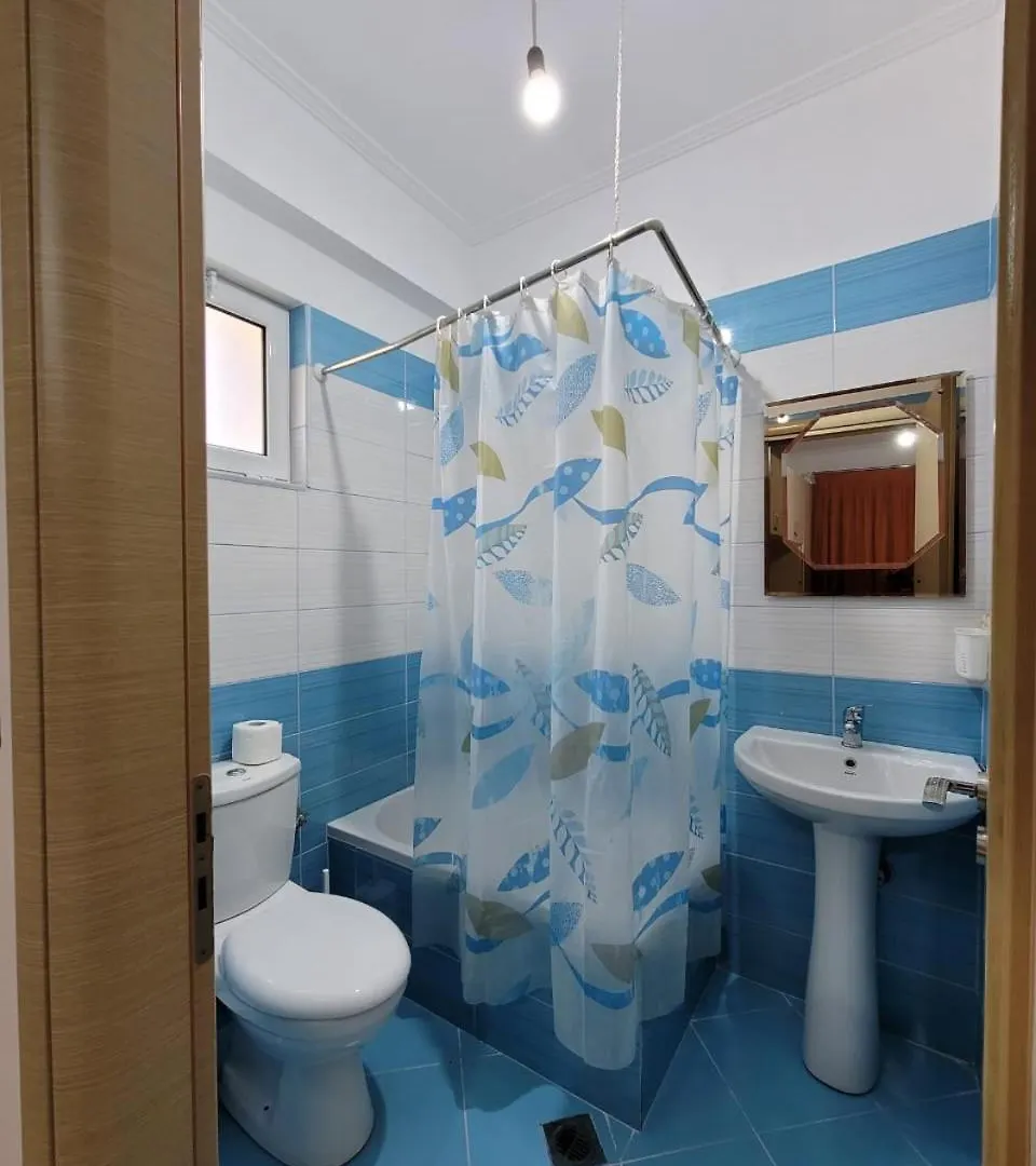 Luxury Room'S By Lika Sarande 0*,